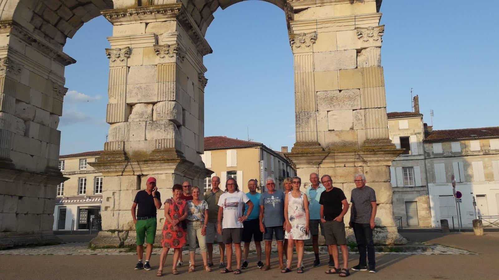 SOIRÉE À SAINTES